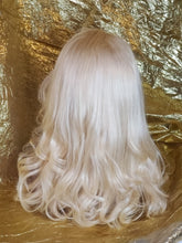 Load image into Gallery viewer, Remy Virgin 613 Bodywave Bundle- Beauty
